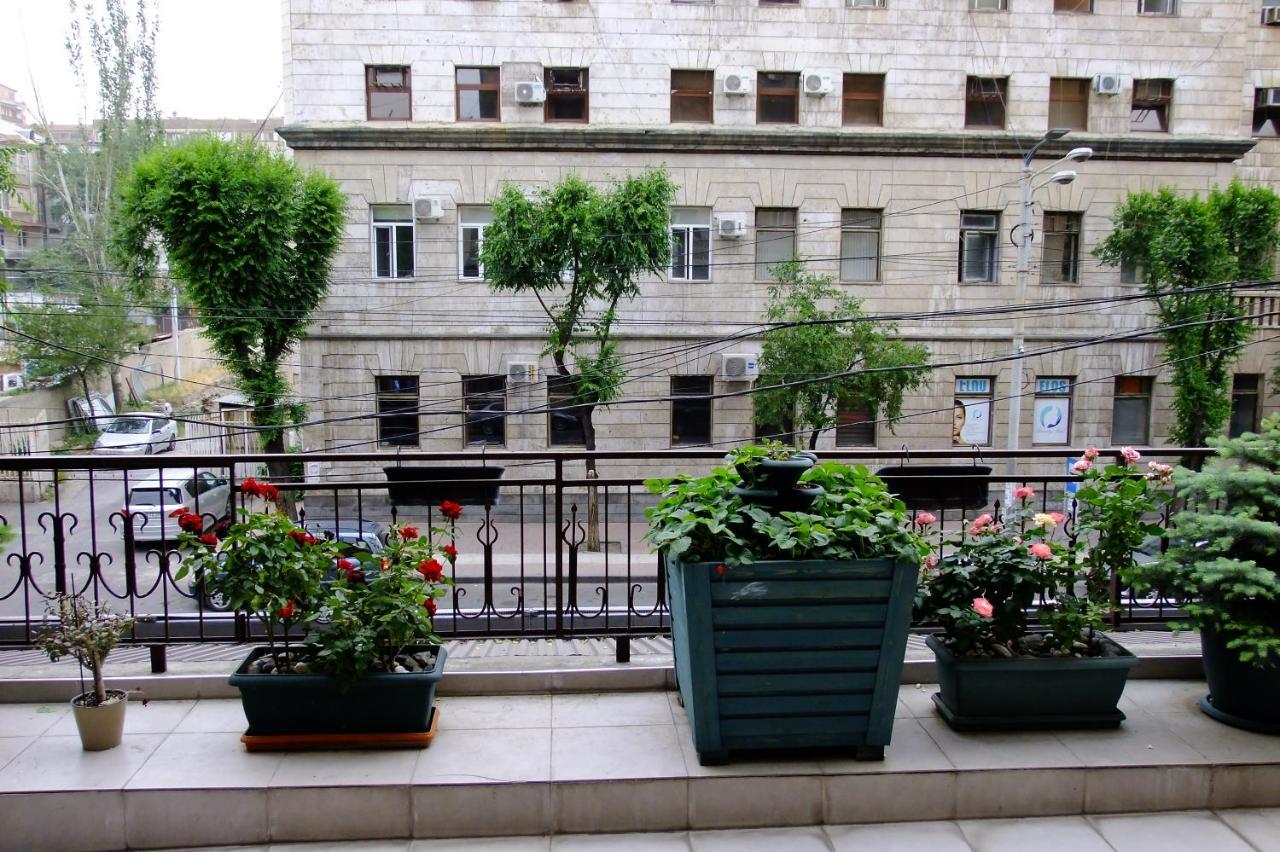 Yerevan Center Apartment 5A المظهر الخارجي الصورة